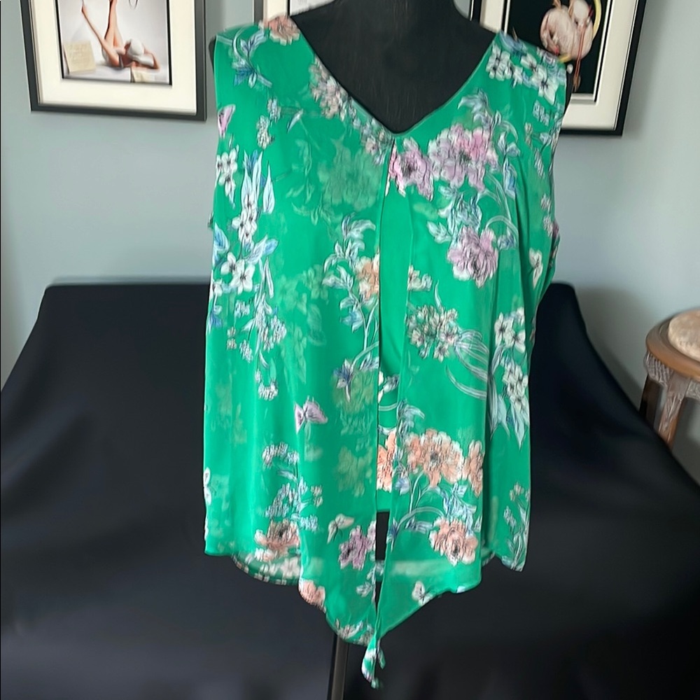 Roz & Ali Green Asymmetrical Tie Front Blouse